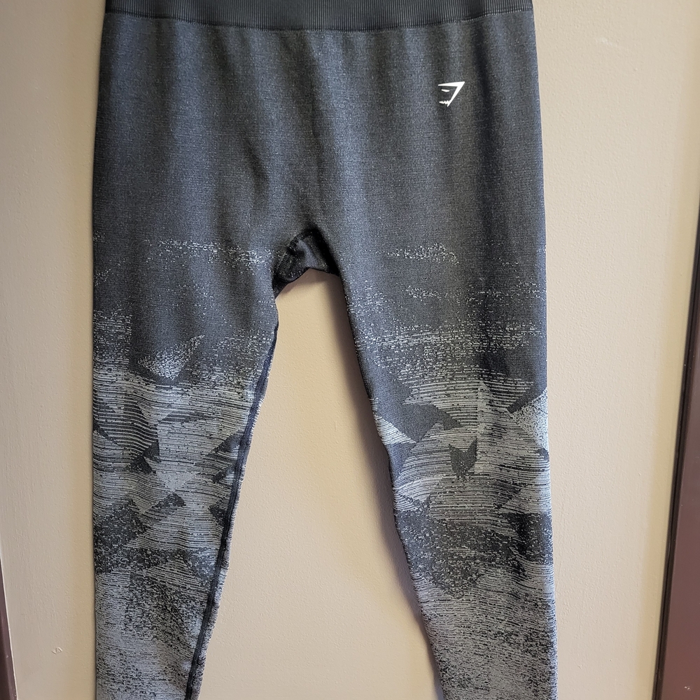 Gymshark Women's Black & Gray Ombre Seamless Leggings XL‎